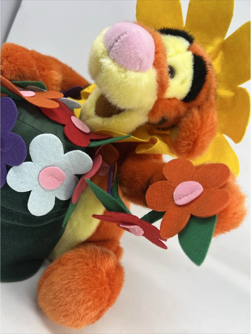 VTG Disney Winnie the Pooh Have A Tiggerific Day TIGGER flower pot PLUSH 12